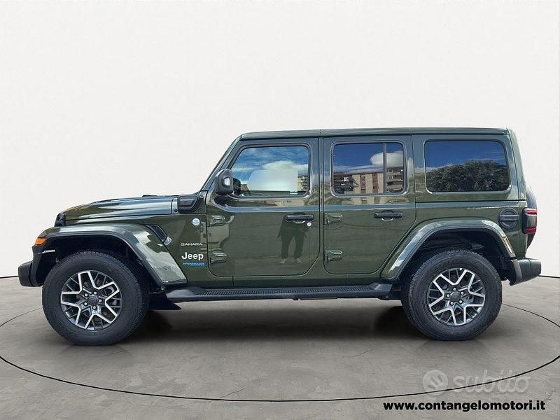 Usata Jeep Wrangler Unlimited Sahara 272 CV (200 kW) 2022 Verde scuro SUV