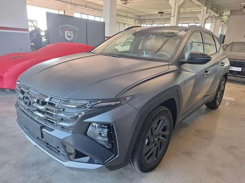 Nuova Hyundai Tucson 215 CV (158 kW) 2025 Pine green SUV