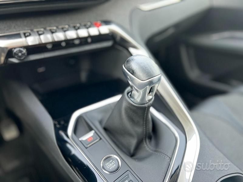 Usata Peugeot 3008 Allure 131 CV (96 kW) 2020 Bianco SUV