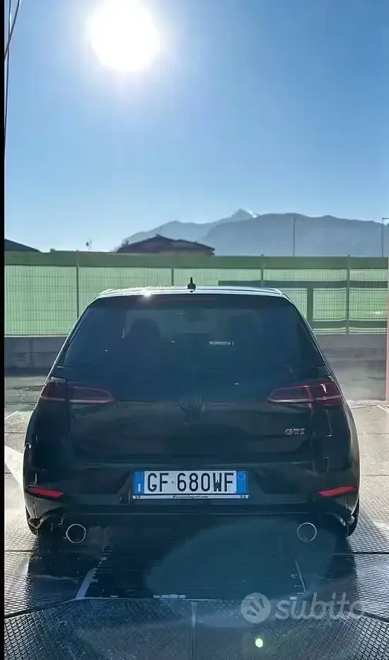 Usata VW Golf VIII GTI 245 CV (180 kW) 2021 Nero Berlina