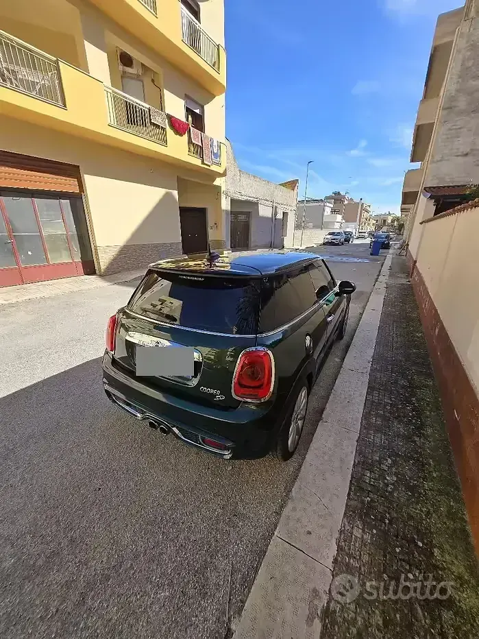 Usata Mini Cooper SD 170 CV (125 kW) 2016 Verde Utilitaria