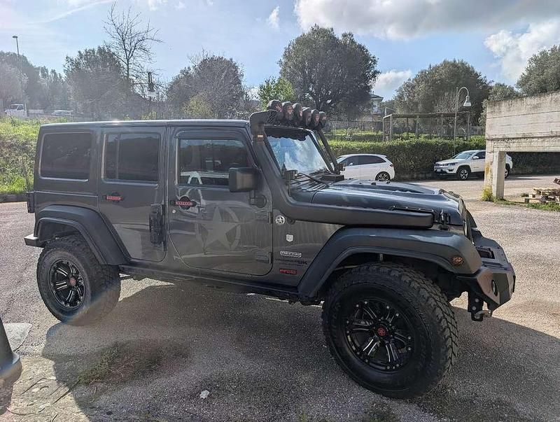 Usata Jeep Wrangler Unlimited Rubicon 200 CV (147 kW) 2018 SUV