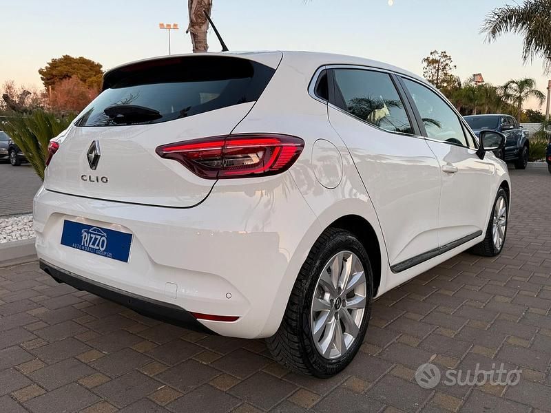 Usata Renault Clio V Intens 86 CV (63 kW) 2021 Bianco Berlina