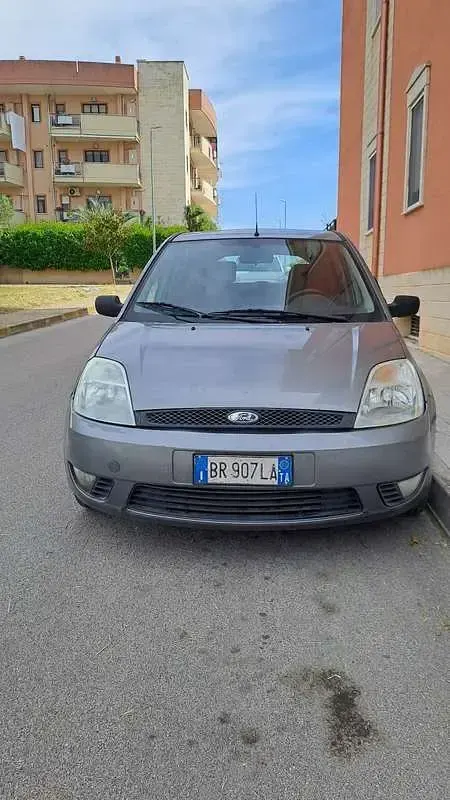 Usata Ford Fiesta Zetec 68 CV (50 kW) 2007 Utilitaria