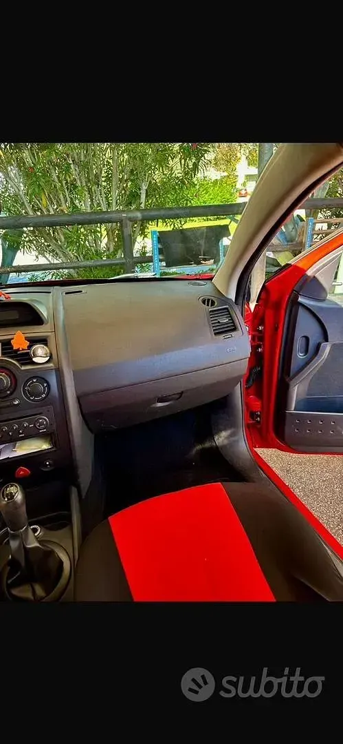 Usata Renault Mégane 106 CV (77 kW) 2007 Rosso Berlina