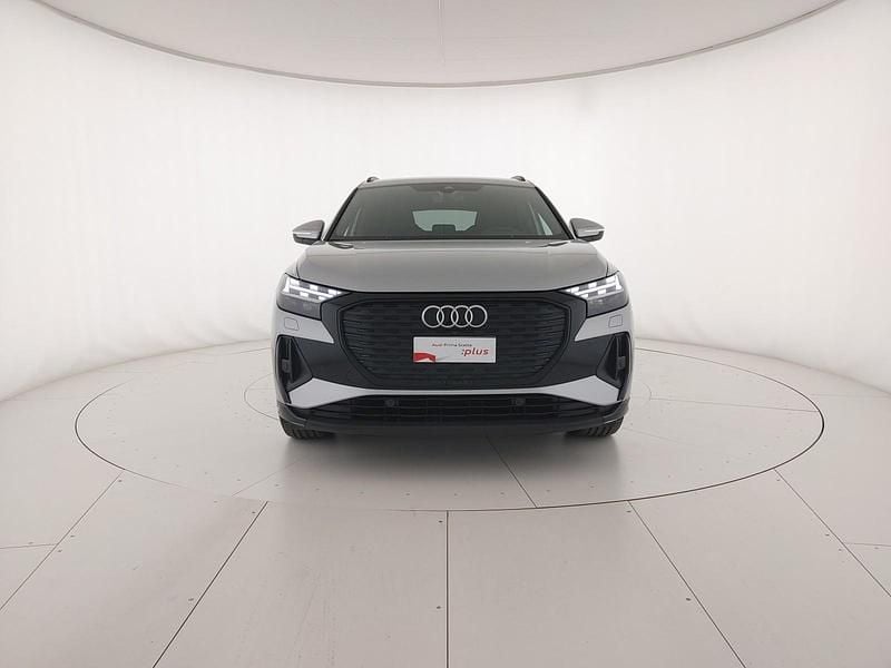 Usata Audi Q4 e-tron S-Line 210 kW (286 CV) 2025 Argento fioretto metallizzato SUV