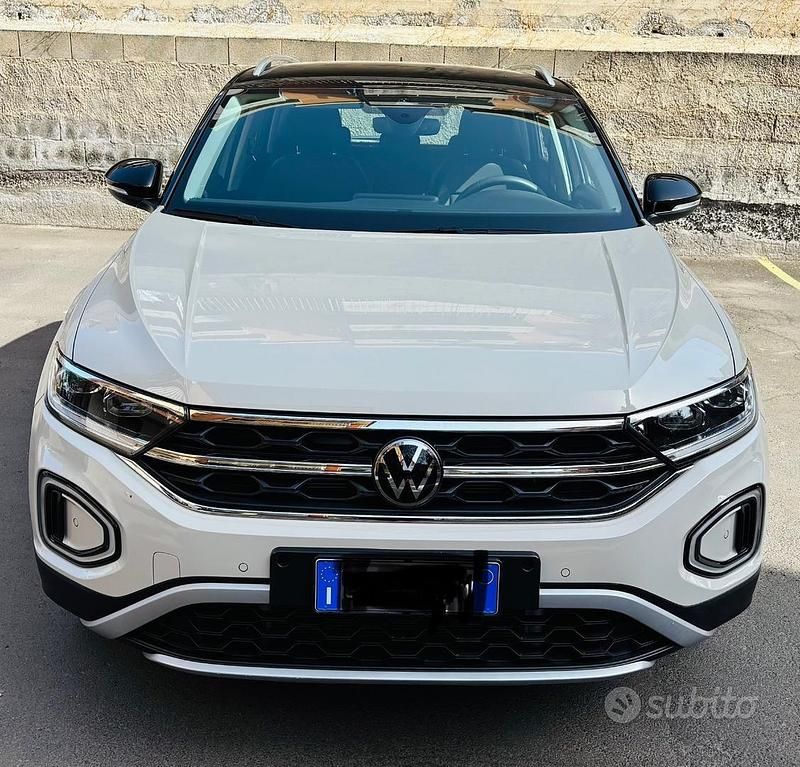 Usata VW T-Roc Style 150 CV (110 kW) 2024 SUV
