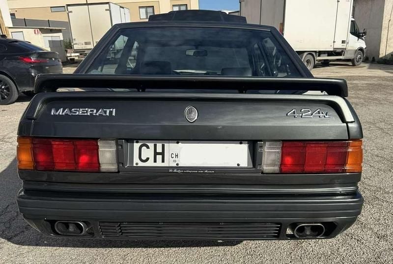 Usata Maserati 424 245 CV (180 kW) 1990 Berlina