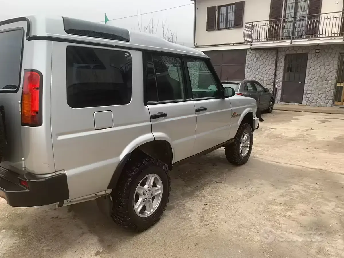 Usata Land Rover Discovery 2 SE 137 CV (100 kW) 2002 Grigio SUV