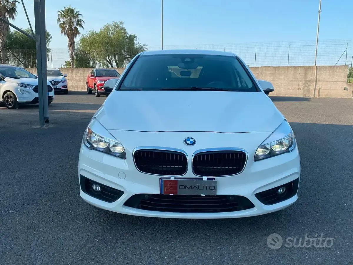 Usata BMW 214 Active Tourer Luxury Line 95 CV (69 kW) 2016 Bianco Monovolume