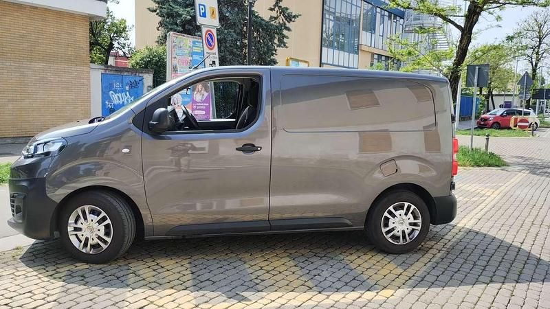 Usata Citroën Jumpy 102 CV (75 kW) 2022 Grigio Monovolume