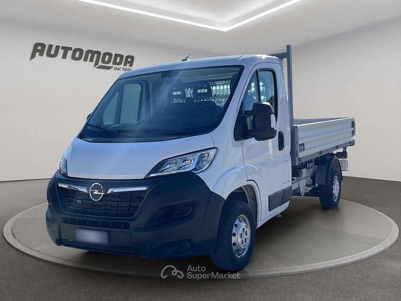 Usata Opel Movano 140 CV (102 kW) 2022 Bianco Furgone
