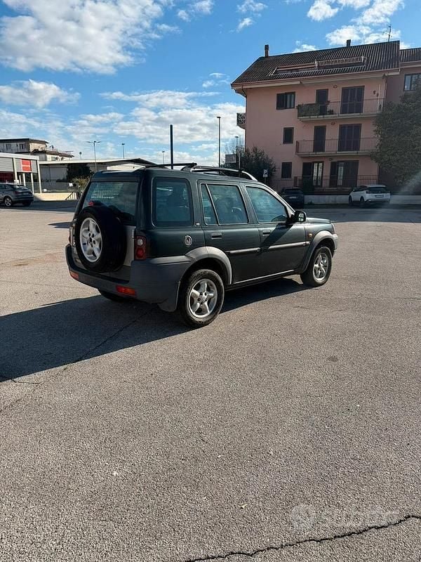 Usata Land Rover Freelander 111 CV (81 kW) 2003 Verde SUV