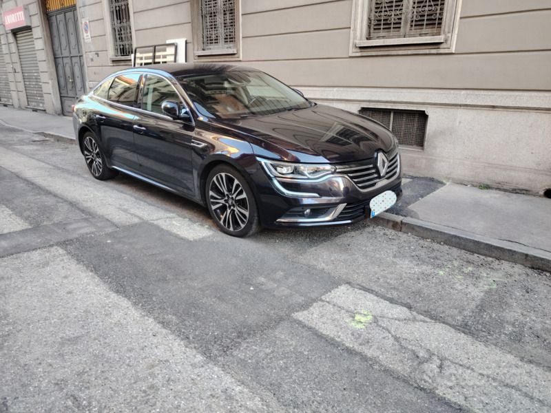 Usata Renault Talisman Initiale Paris 160 CV (117 kW) 2016 Blu/azzurro Berlina