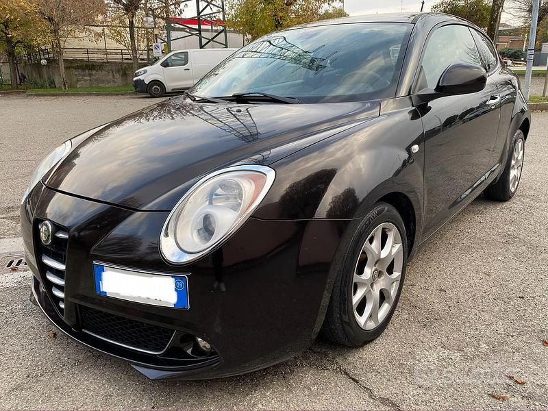 Nero Usata 2009 Alfa Romeo MiTo Due volumi | 2450 € (Super prezzo) - Immagine 1/4