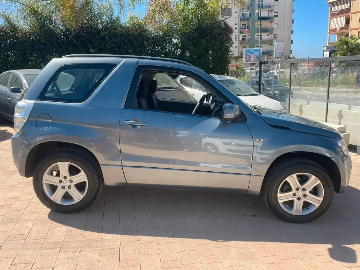 Usata Suzuki Grand Vitara 129 CV (94 kW) 2009 Grigio SUV