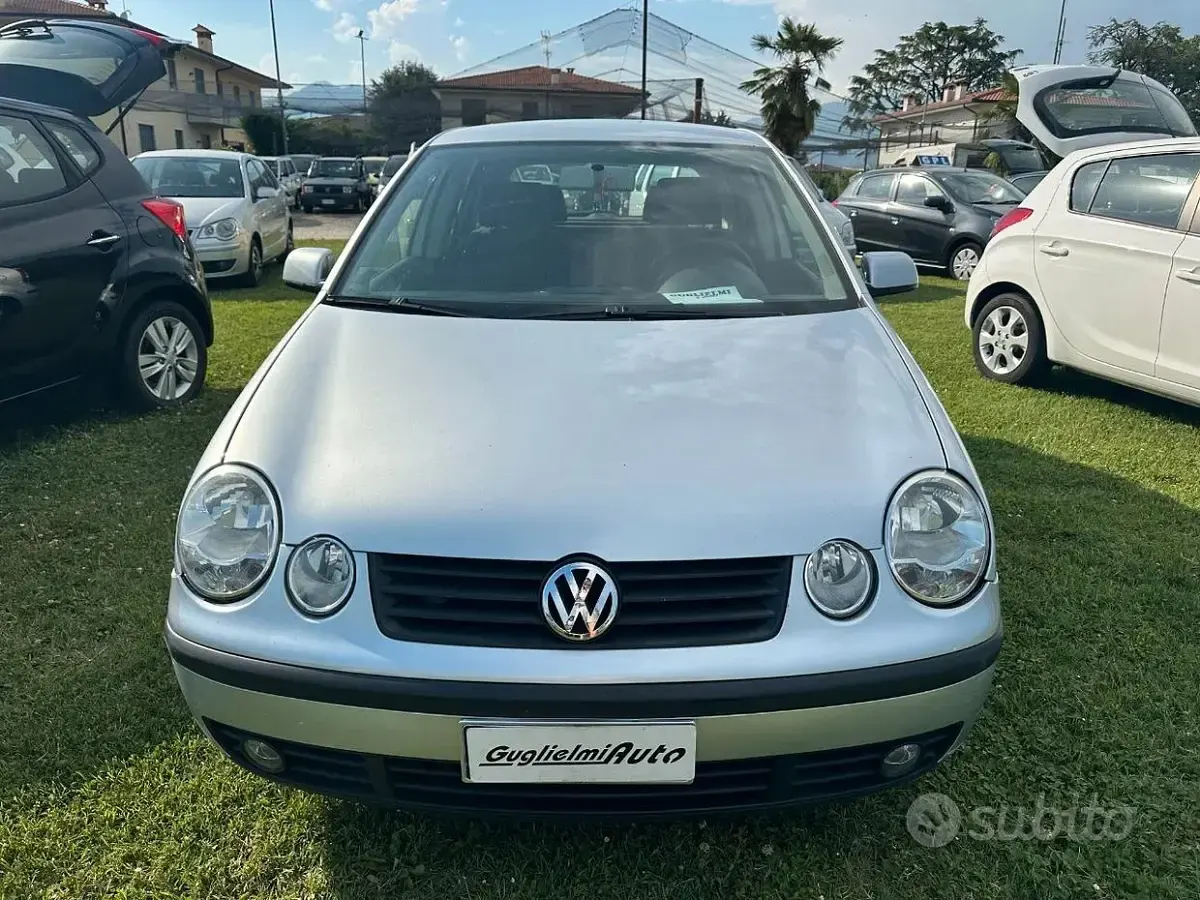 Usata VW Polo Comfortline 75 CV (55 kW) 2003 Berlina
