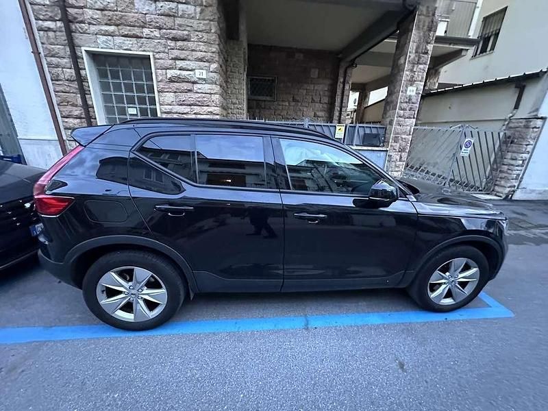 Usata Volvo XC40 163 CV (119 kW) 2022 Nero SUV