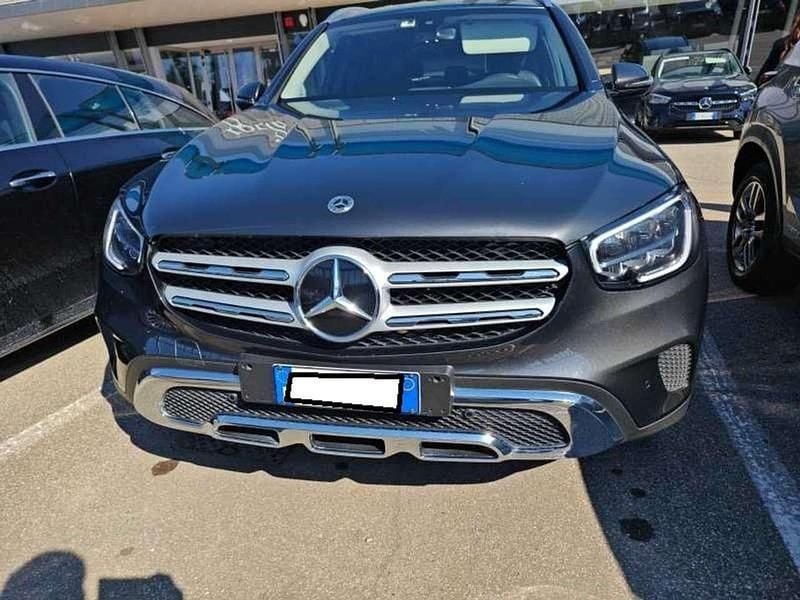 Grigio Usata 2021 Mercedes GLC300e SUV | 34.990 € (Buon prezzo) - Immagine 1/4
