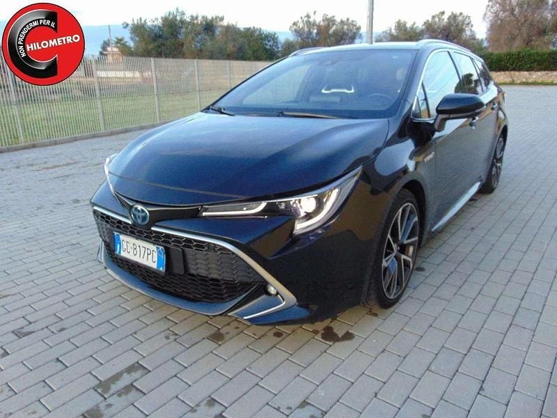 Nero Usata 2020 Toyota Corolla Lounge Station wagon | 18.900 € (Buon prezzo) - Immagine 1/4