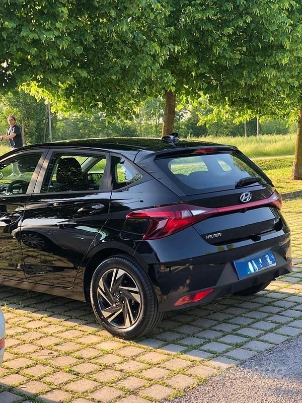 Usata Hyundai i20 84 CV (61 kW) 2022 Nero Berlina