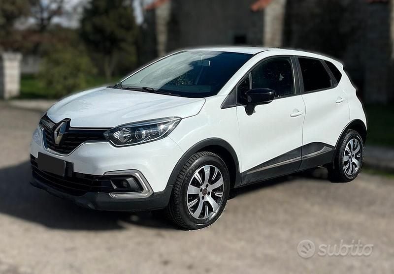 Usata Renault Captur Initiale Paris 110 CV (80 kW) 2018 Bianco SUV