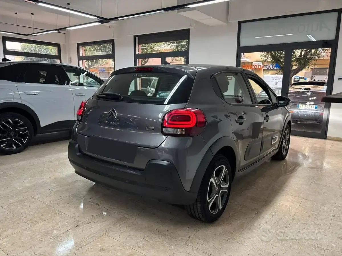 Usata Citroën C3 Shine 102 CV (75 kW) 2021 Grigio Utilitaria