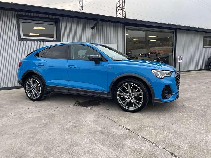 Usata Audi Q3 Sportback S-Line 150 CV (110 kW) 2020 Blu/azzurro SUV