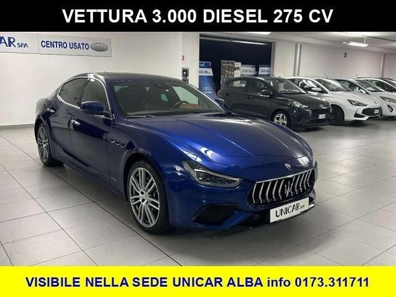 Usata Maserati Ghibli GranLusso 275 CV (202 kW) 2019 Blu/azzurro Coupé