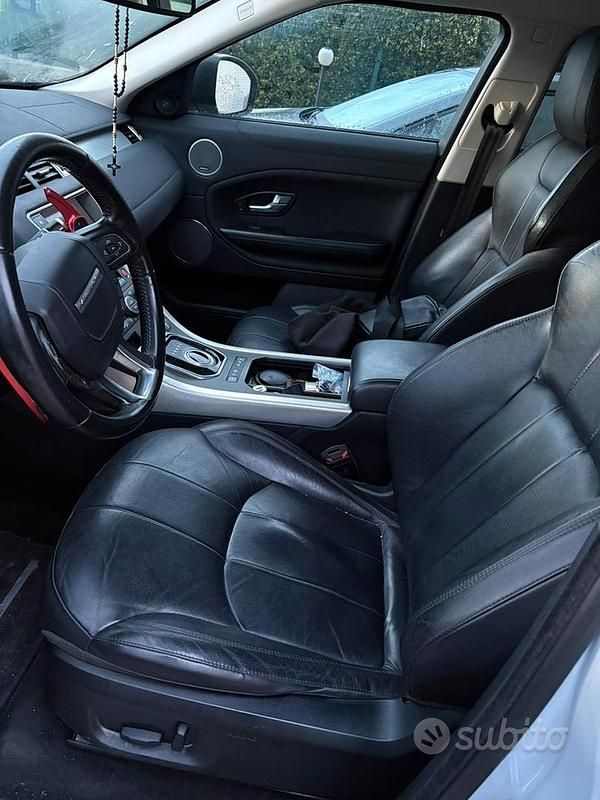 Usata Land Rover Range Rover evoque 150 CV (110 kW) 2015 Bianco Berlina