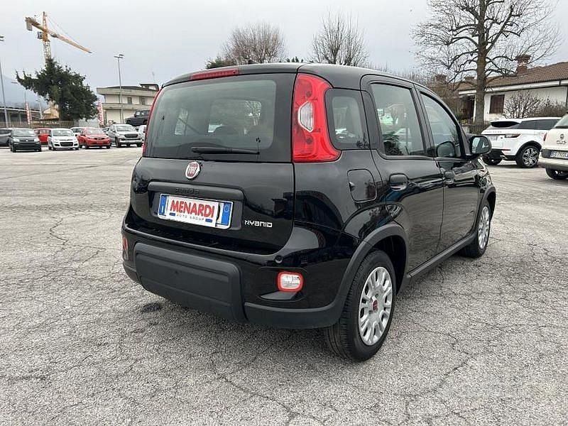Usata Fiat Panda 69 CV (50 kW) 2023 Nero Utilitaria