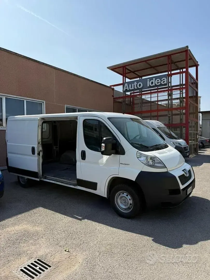 Usata Peugeot Boxer Comfort 120 CV (88 kW) 2010 Bianco Furgone
