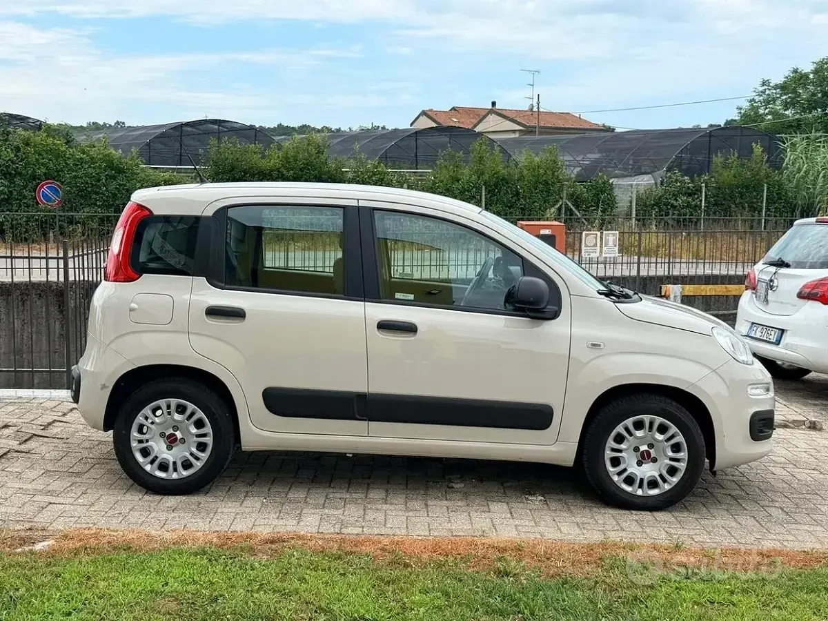 Usata Fiat Panda Lounge 69 CV (50 kW) 2017 Utilitaria