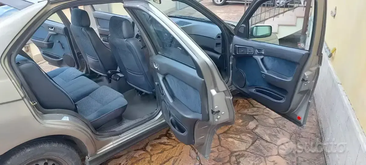 Usata Alfa Romeo 146 103 CV (75 kW) 1995 Grigio Utilitaria