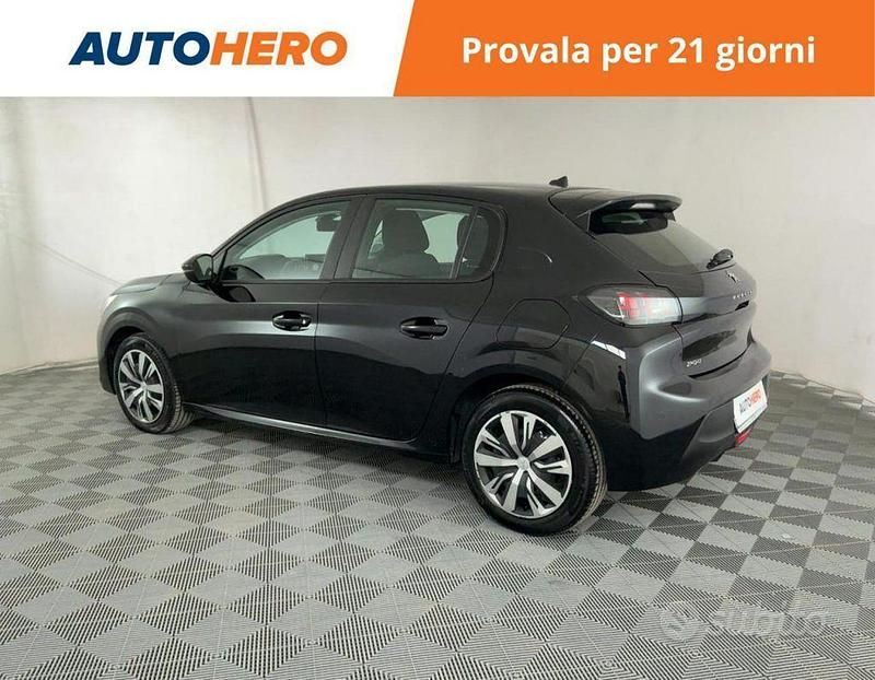 Usata Peugeot 208 Active 101 CV (74 kW) 2023 Nero Utilitaria