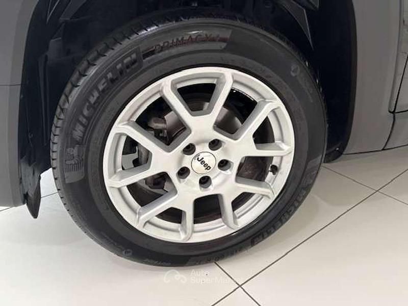 Usata Jeep Renegade Limited 120 CV (88 kW) 2022 Solid black SUV