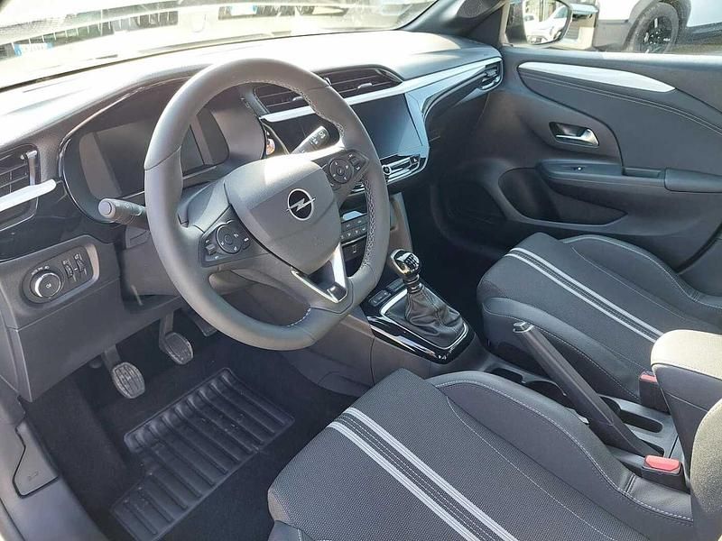 Usata Opel Corsa 101 CV (74 kW) 2025 Bianco Utilitaria
