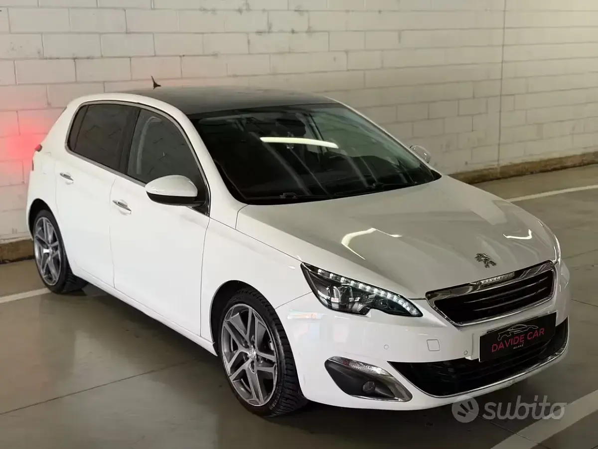 Usata Peugeot 308 GT-line 120 CV (88 kW) 2015 Bianco Berlina