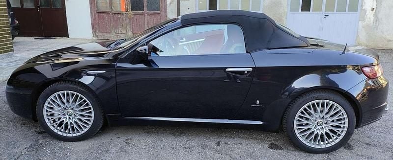 Usata Alfa Romeo Spider Exclusive 200 CV (147 kW) 2007 Nero Cabrio