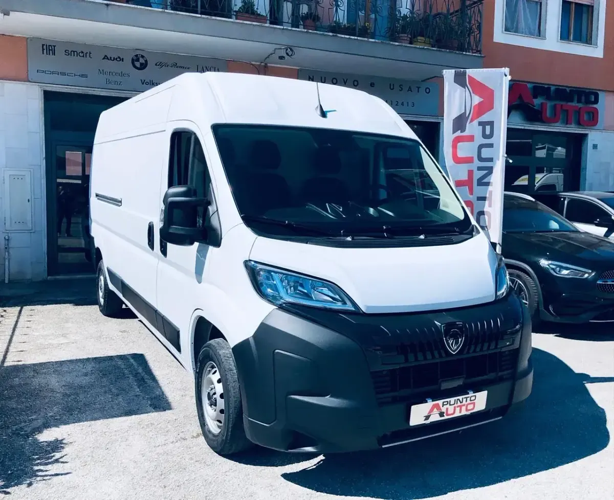 Usata Peugeot Boxer S 140 CV (102 kW) 2024 Bianco Furgone