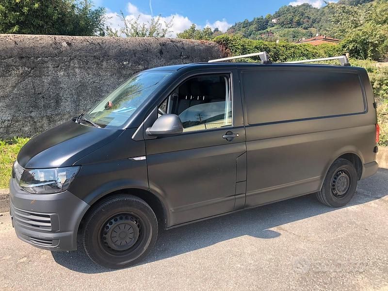 Usata VW T6 140 CV (102 kW) 2017 Nero Furgone