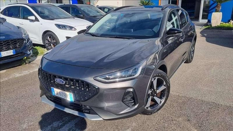 Usata Ford Focus Active 125 CV (91 kW) 2022 Magnetic SUV