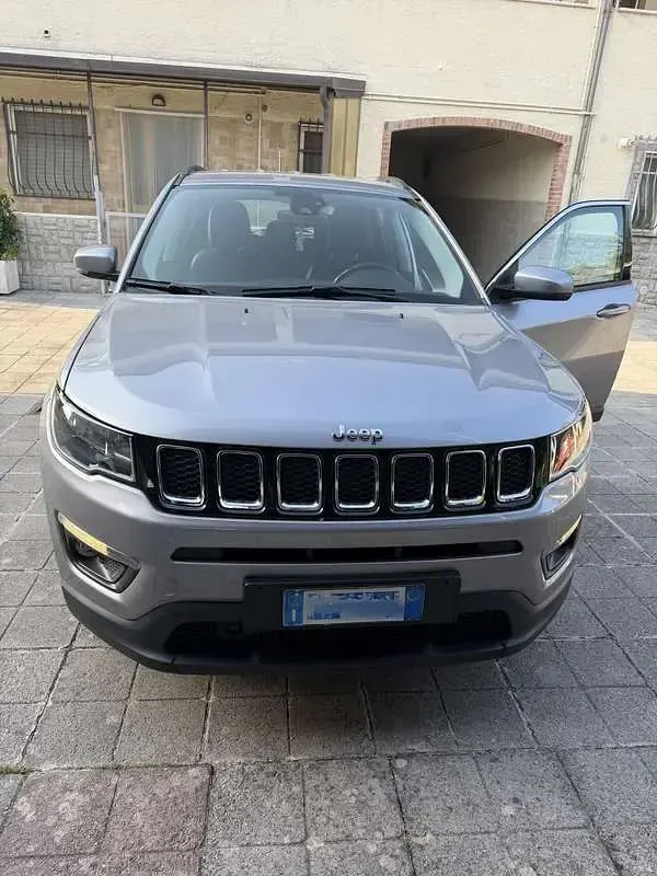 Usata Jeep Compass Limited 140 CV (102 kW) 2017 SUV