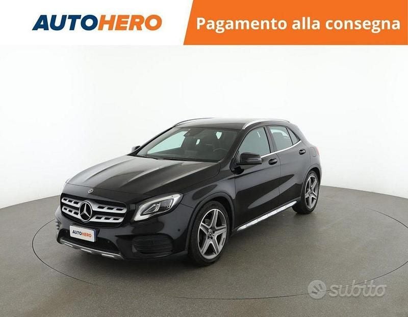 Usata Mercedes GLA200 Premium 135 CV (99 kW) 2018 Nero SUV
