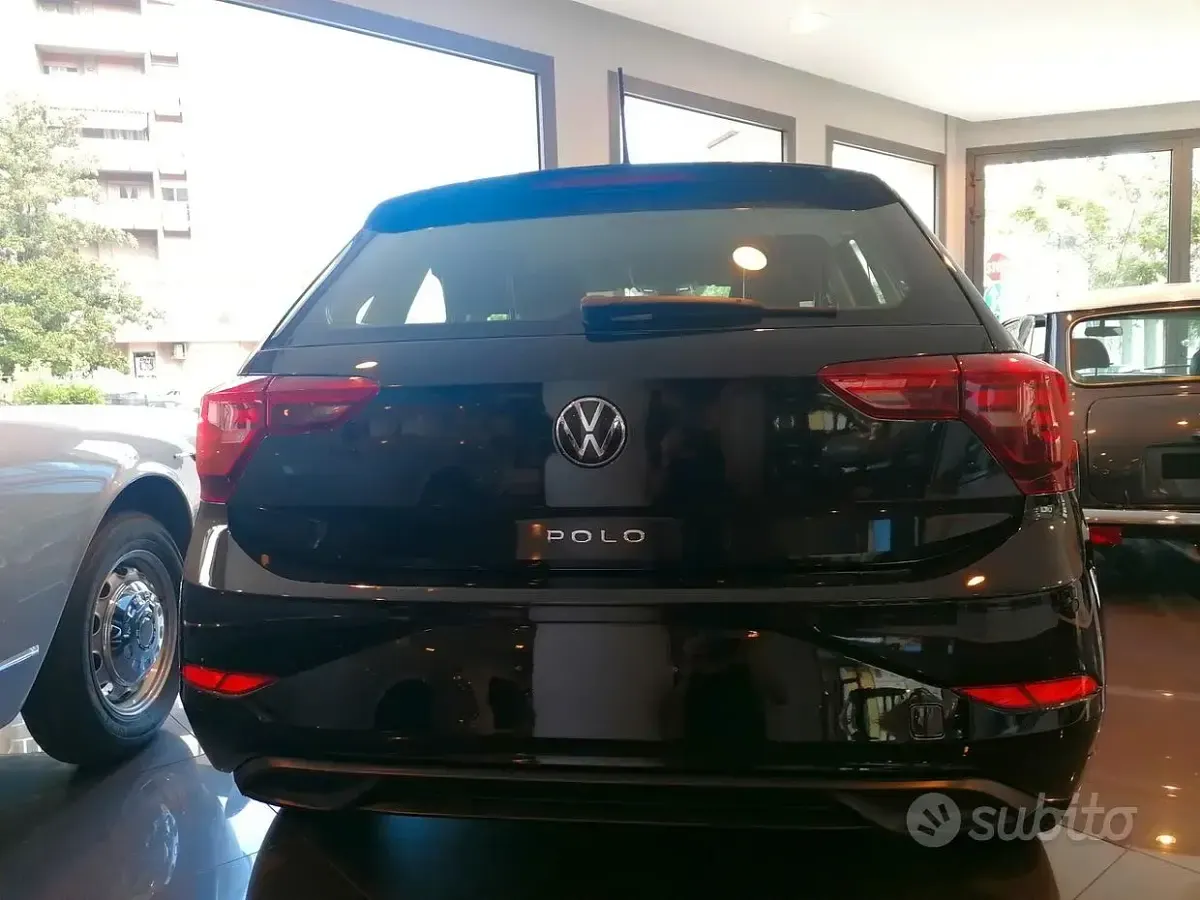 Usata VW Polo Life 95 CV (69 kW) 2023 Nero Utilitaria