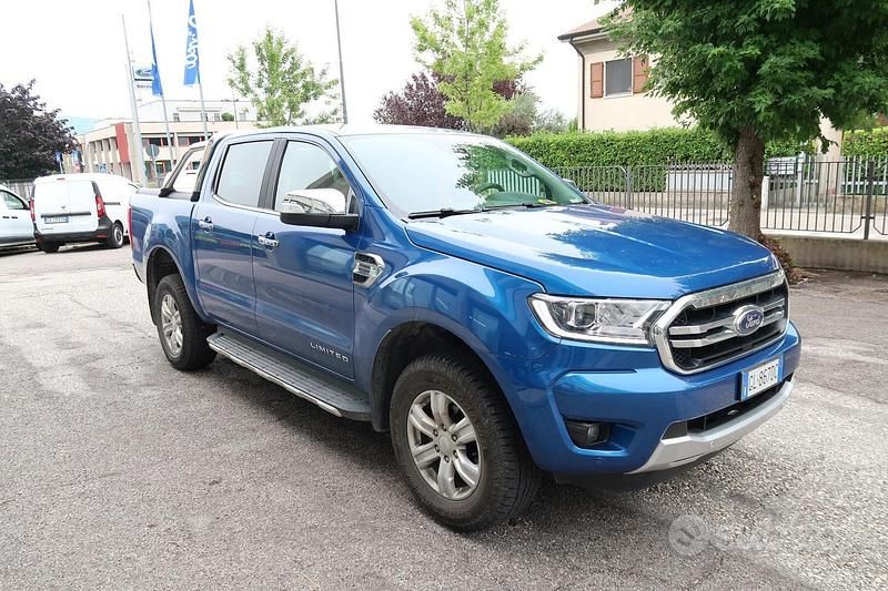 Usata Ford Ranger Limited 170 CV (125 kW) 2022 Blu Pick-up