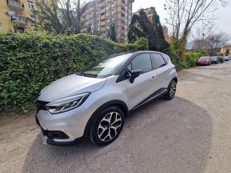 Usata Renault Captur Intens 90 CV (66 kW) 2018 Argento SUV