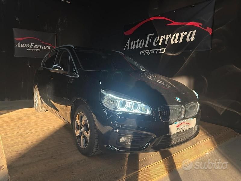 Usata BMW 218 Luxury Line 150 CV (110 kW) 2016 Nero Station wagon