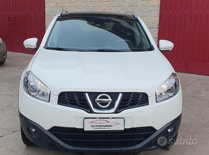 Usata Nissan Qashqai Tekna 110 CV (80 kW) 2012 Bianco SUV