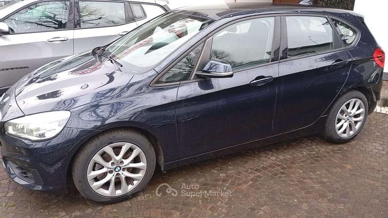 Usata BMW 216 116 CV (85 kW) 2016 Blu metallizzato Monovolume